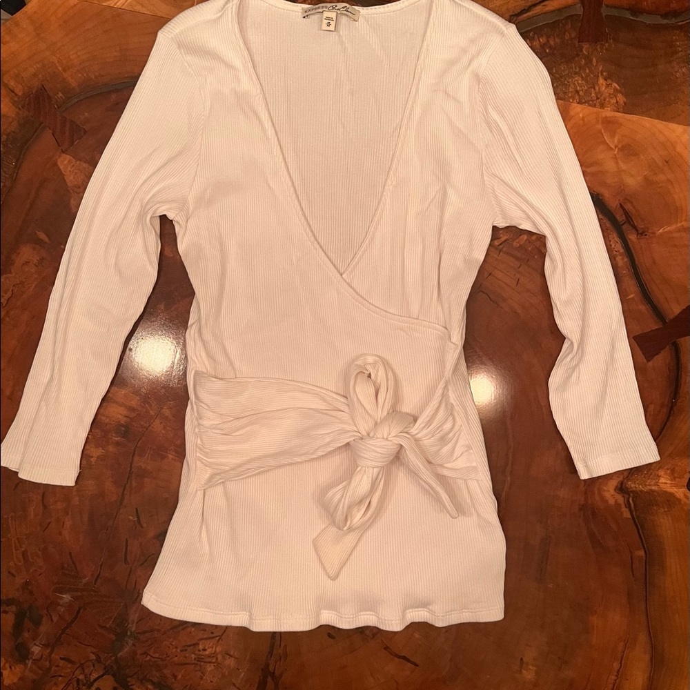 Express One Eleven Size M Top